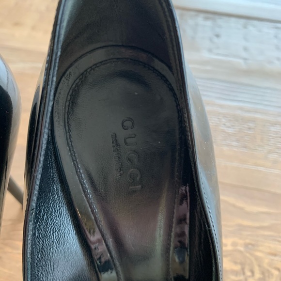 Authentic Gucci patent leather peep toe shoes - Picture 3 of 9